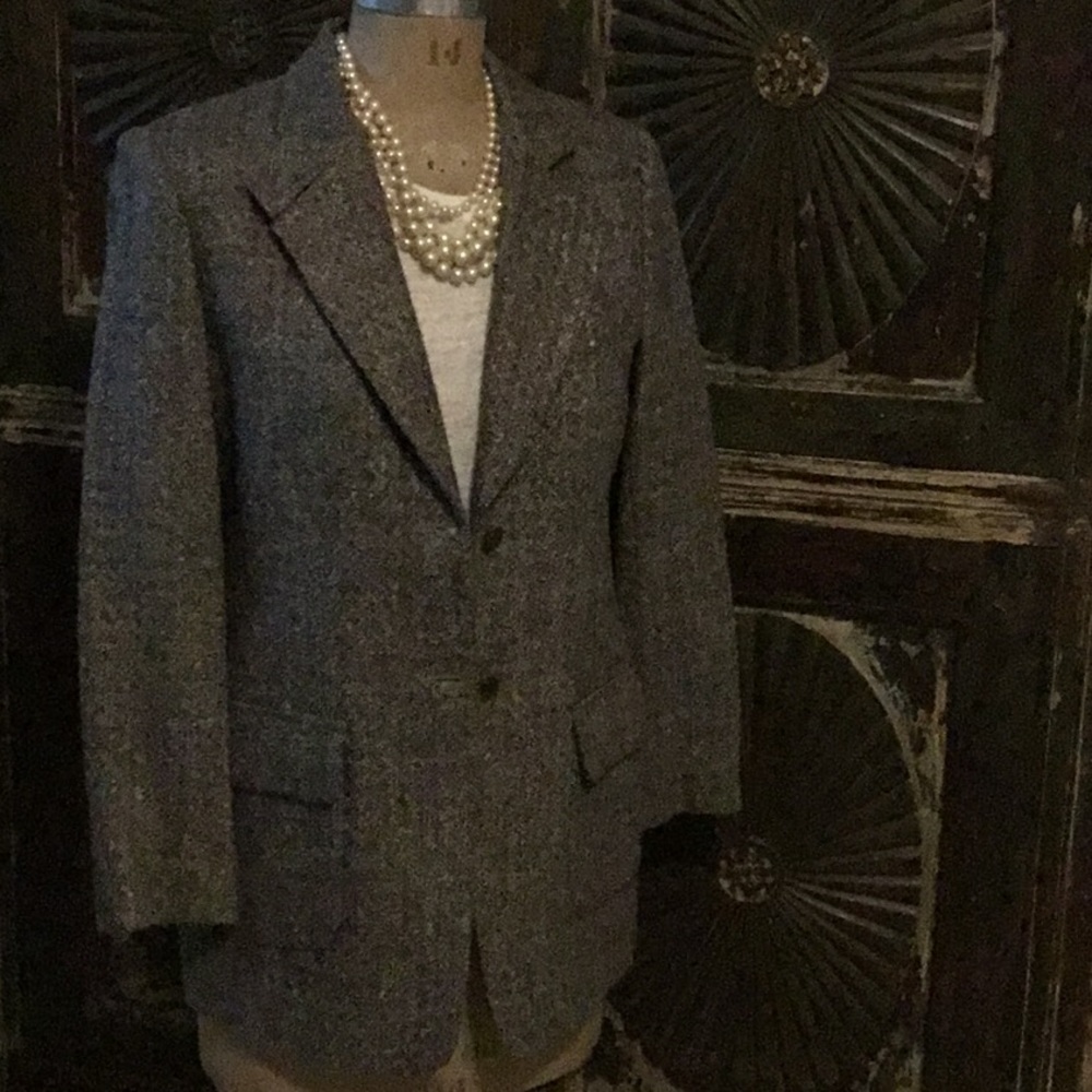 Ladies wool blazer